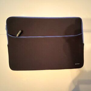 Laptop and Computer Cushioned Case Zipper Closure‎ by Evercase - Used Twice